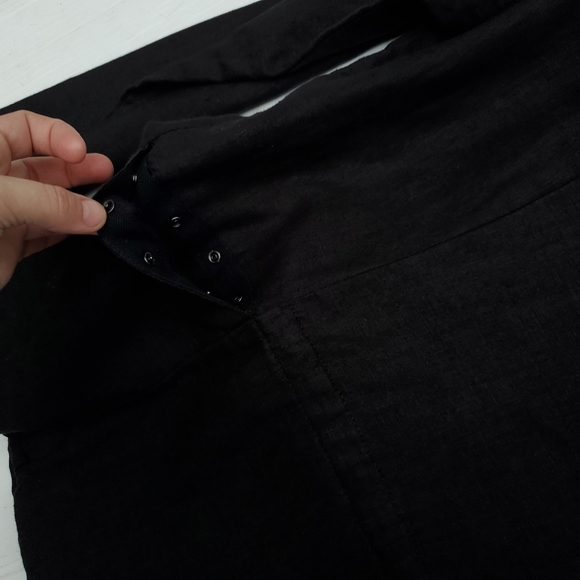 FLAX Linen Button Back Pocket Long Sleeve Top - Picture 4 of 6